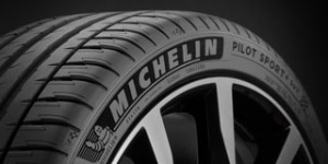 Flanc du pneu sport Michelin Pilot Sport 4