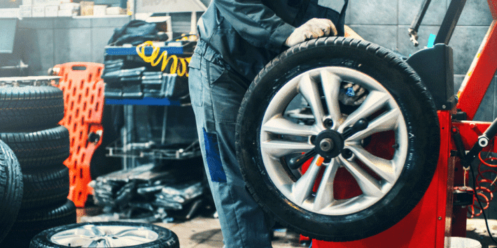 Réparation de pneu crevé : quelles méthodes durables ?