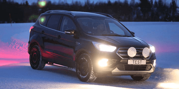 Test pneus hiver SUV : TCS et ADAC font un comparatif des pneus en adhérence sur neige