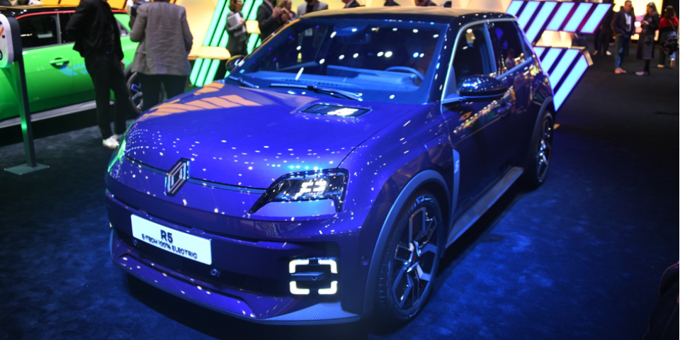 Présentation de la nouvelle Renault R5 au salon de Genève 2024
